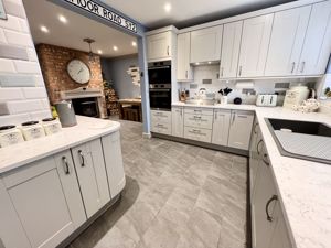 Photo 18- click for photo gallery